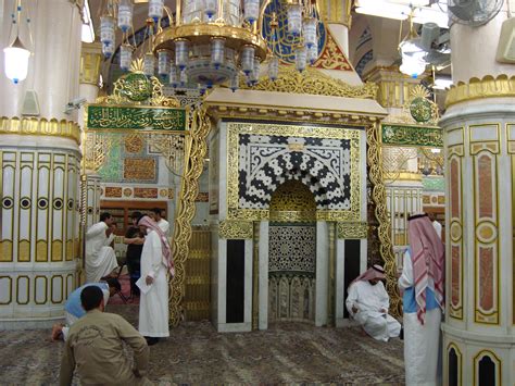 Masjid Nabvi Inside. Prophet Mohammad (peace be upon) Masjid in Madinah, Saudi Arabia | Hajj ...