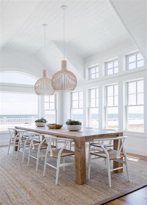 17 Most Inspiring Coastal Dining Rooms