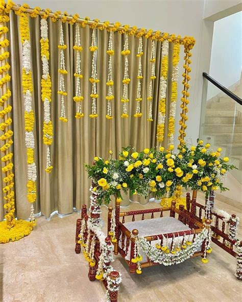 Simple Cradle Ceremony Decor In Home | Home flower decor, Indian baby ...