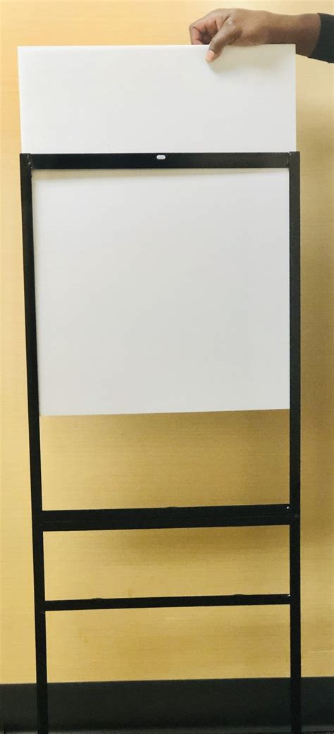 Sign Frame - 24'' X 18" - HAR Supercenter Central