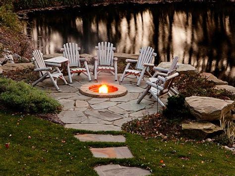 7 Smoking Fire Pit Ideas Backyard Landscaping - HOMIVI