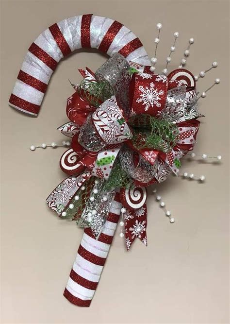 Cute and Creative Candy Cane Décor for Christmas