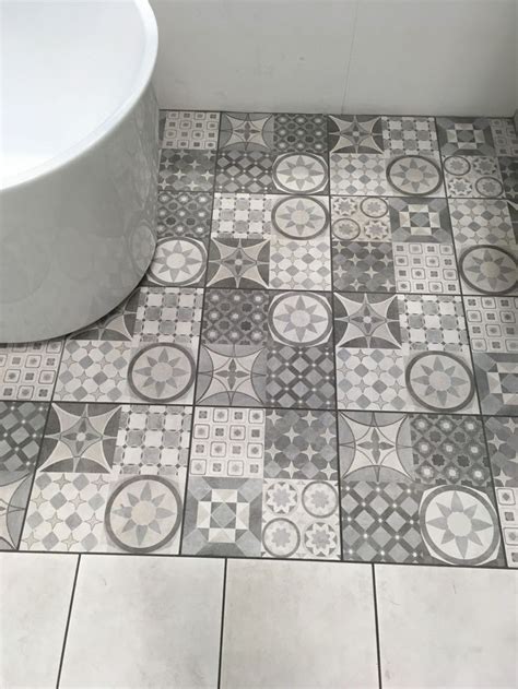 Bathroom Wall Tiles B And Q in 2020 | Bathroom floor tiles, Tile bathroom, Bathroom wall tile