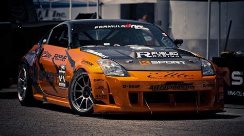 Download Nissan Vehicle Drift HD Wallpaper