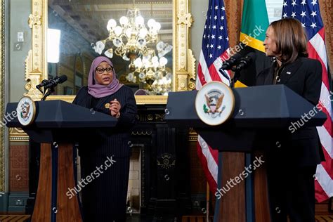 Tanzanian President Samia Suluhu Hassan Meets Editorial Stock Photo ...