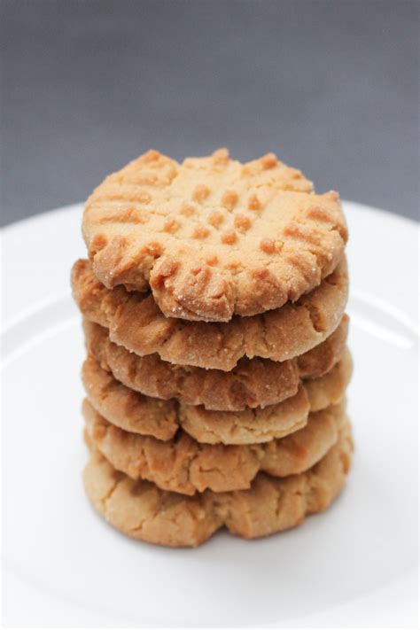 Old Fashioned Peanut Butter Cookies - Bakes in 10 minutes! | Food Marriage