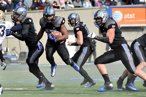 DVIDS - Images - Air Force vs. Navy football [Image 1 of 21]