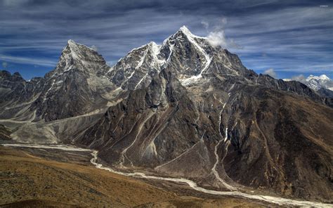 Snow on the high rocky mountain peak wallpaper - Nature wallpapers - #53122