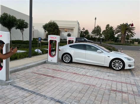 Tesla opens their first Superchargers in Africa with two new stations ...