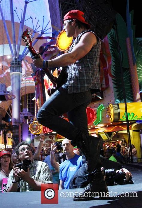 Kip Moore - The ACM Fremont Street Concerts | 5 Pictures | Contactmusic.com