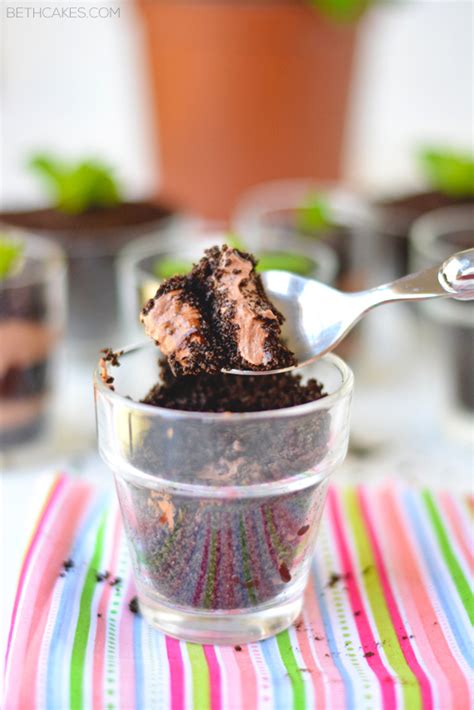 Chocolate Dirt Pudding Cups