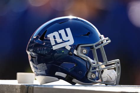 Giants Player Was Hospitalized Following Scary Practice Injury - The Spun