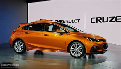 Chevrolet Cruze Diesel Confirmed for 2018 MY Roll-out, 50 MPG Highway ...