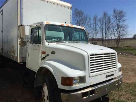 International 4700 (2000) : Medium Trucks