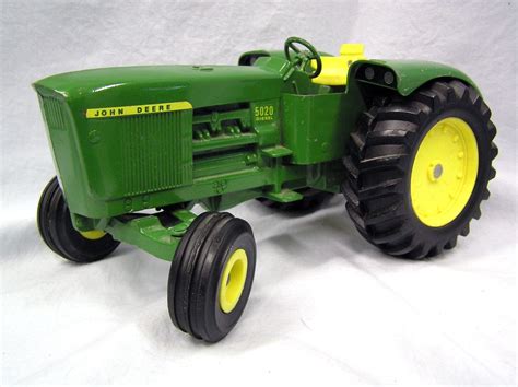 vintage john deere toy tractor values - Eleonore Villareal