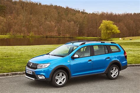 DACIA Logan MCV Stepway Specs & Photos - 2017, 2018, 2019, 2020, 2021, 2022, 2023, 2024 ...