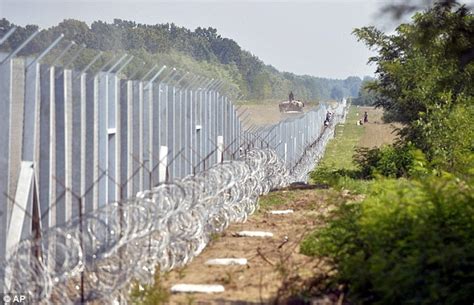 Central-Illinoisand_beyond: Hungary’s new border wall is working spectacularly well