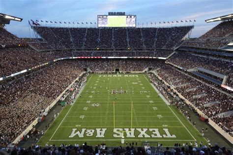 Former Texas A&M Standout, Longtime Football Coach Dead At 55 - The Spun