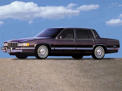 1992 Cadillac DeVille Specs, Price, MPG & Reviews | Cars.com