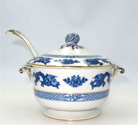 Booths pottery Blue dragon soup tureen and ladle 1910 | Pottery ...