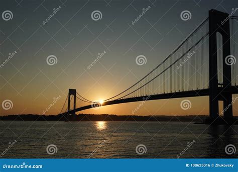 Verrazano Bridge at Sunset in New York Editorial Photo - Image of ...