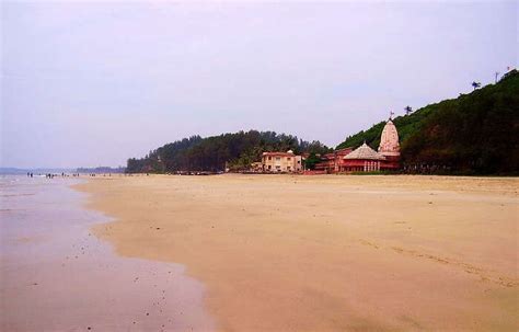 Top 15 Ratnagiri Beaches That Offer Respite To All