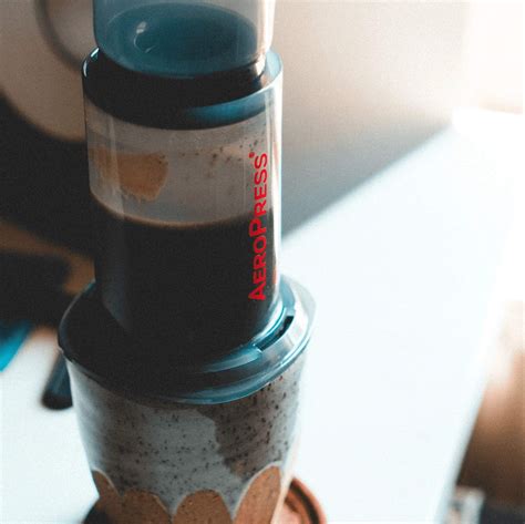 How to make coffee with an Aeropress – 92 Degrees