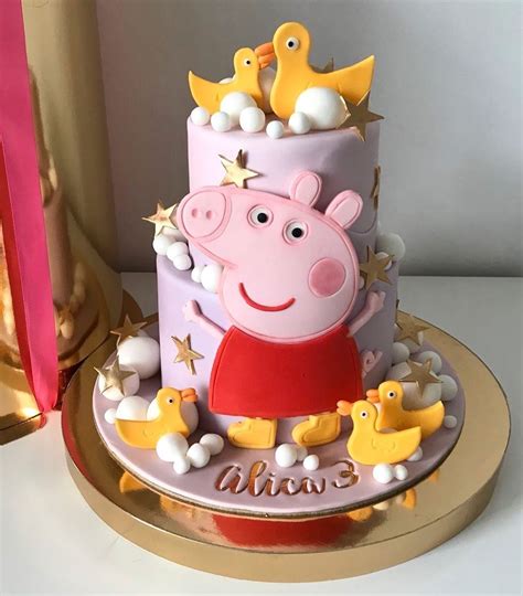 15 Beautiful Peppa Pig Cake Ideas & Designs (You NEED To See Them)