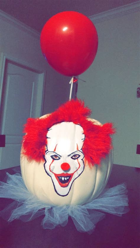 Halloween pennywise pumpkin | Pumpkin halloween decorations, Creative pumpkin painting, Pumpkin ...