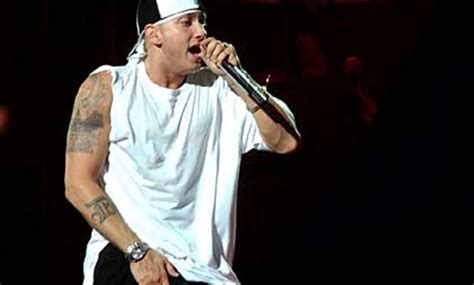 Eminem finishes UK tour with anti-Trump message - EgyptToday