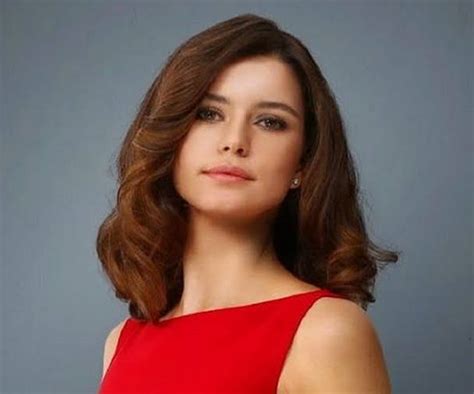 8 Things You Didn't Know About Beren Saat - Super Stars Bio