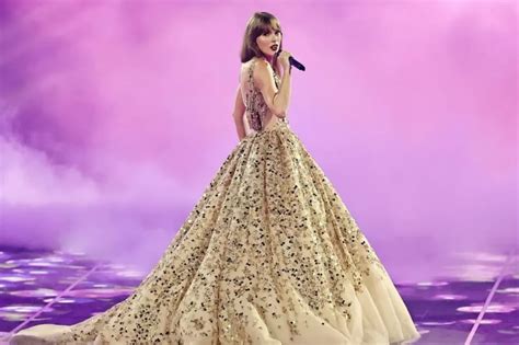 Taylor Swift Net Worth 2023 | Earning Sources | Best Albums | The Eras Tour