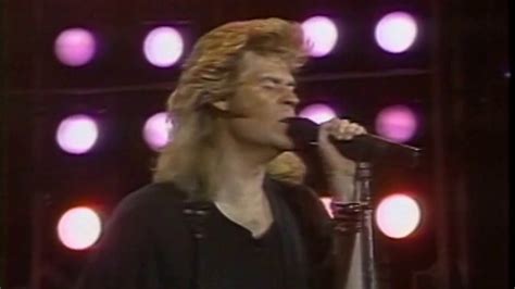 Hall and Oates • Out of Touch • Live Aid [60fps] - YouTube