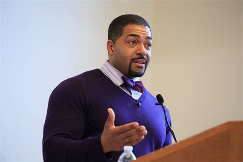 Wrestling with choices: David Otunga ’06 - Harvard Law School | Harvard Law School