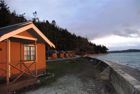 Cama-Beach-Cabins - Whidbey and Camano Islands