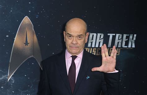 Robert Picardo teases Star Trek: Voyager reunion and talks playing the ...