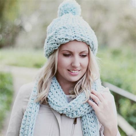 Crochet Hat and Scarf Set - Bella Coco Crochet