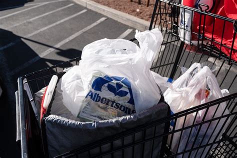 Albertsons Stock Rises After Kroger Merger Talks Report