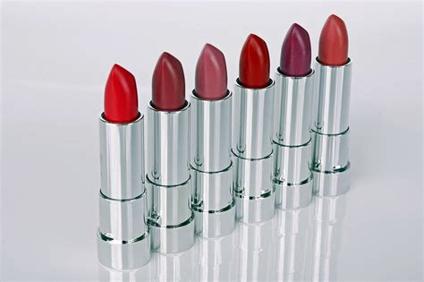 Does Your Red Lipstick Contain Carmine (Dead Bugs)? | PETA