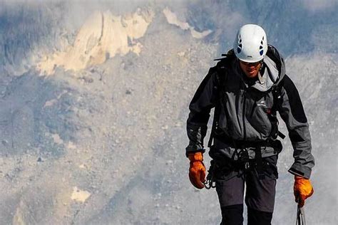 Climbing Gear Reviews by the experts at Moountain IQ