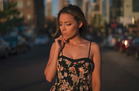 Watch: How to Take Better Golden Hour Portraits Using Only Natural ...