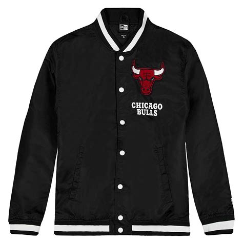 Buy NBA CHICAGO BULLS LOGO SELECT VARSITY JACKET for EUR 89.90 on KICKZ ...