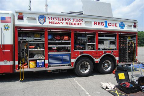 Yonkers Fire Rescue 1 (Heavy Rescue) - Absolute Rescue