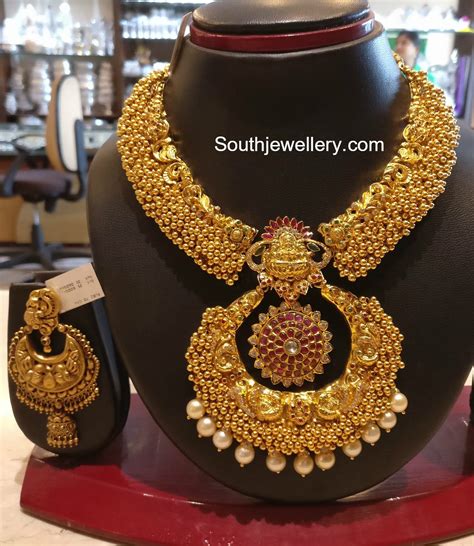 Gold Necklace latest jewelry designs - Jewellery Designs