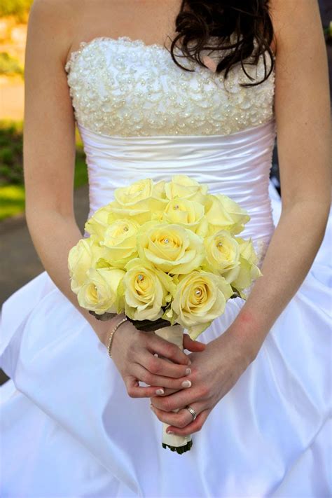 Yellow wedding flowers ~ wedding flowers ideas