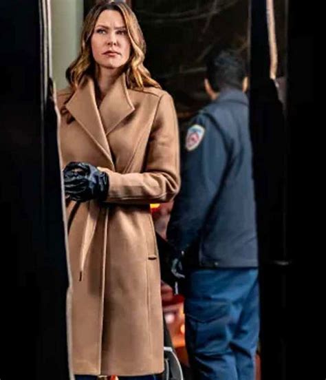 Jill Wagner Mystery 101 Amy Trench Coat - Jackets Masters