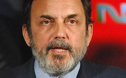 CBI books NDTV’s Prannoy Roy and his wife for alleged FDI norms violation - Muslim Mirror