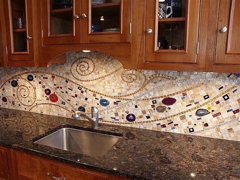 16 Wonderful Mosaic Kitchen Backsplashes