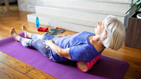 5 Best Lower Back Stretches, According To Experts – Forbes Health