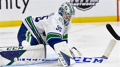 Thatcher Demko makes 31 saves as Canucks beat skidding Predators 3-1 ...